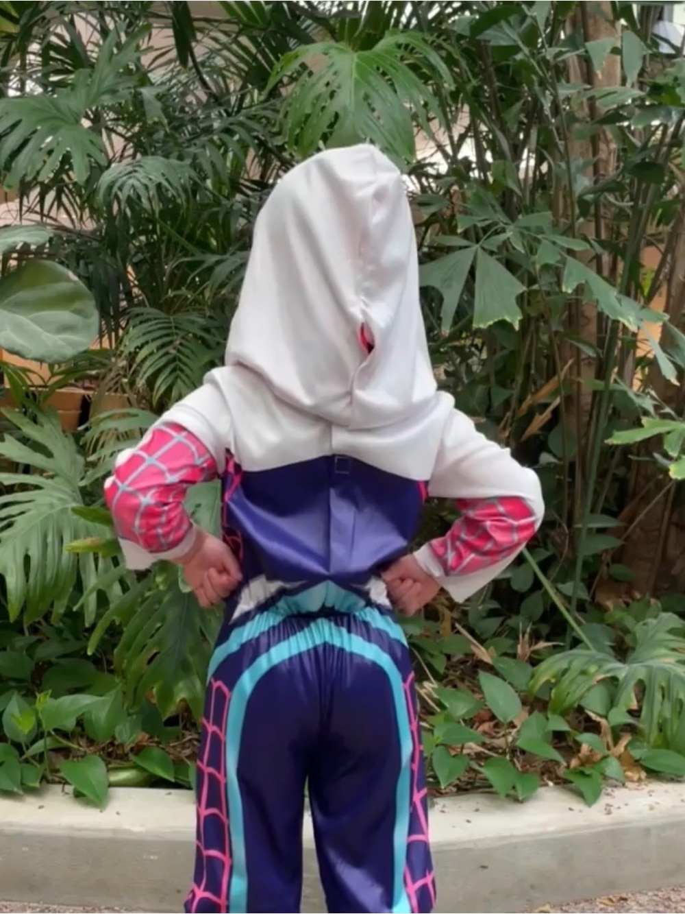 NWT 🕷️ Ghost Spider Costume - Picture 4 of 5